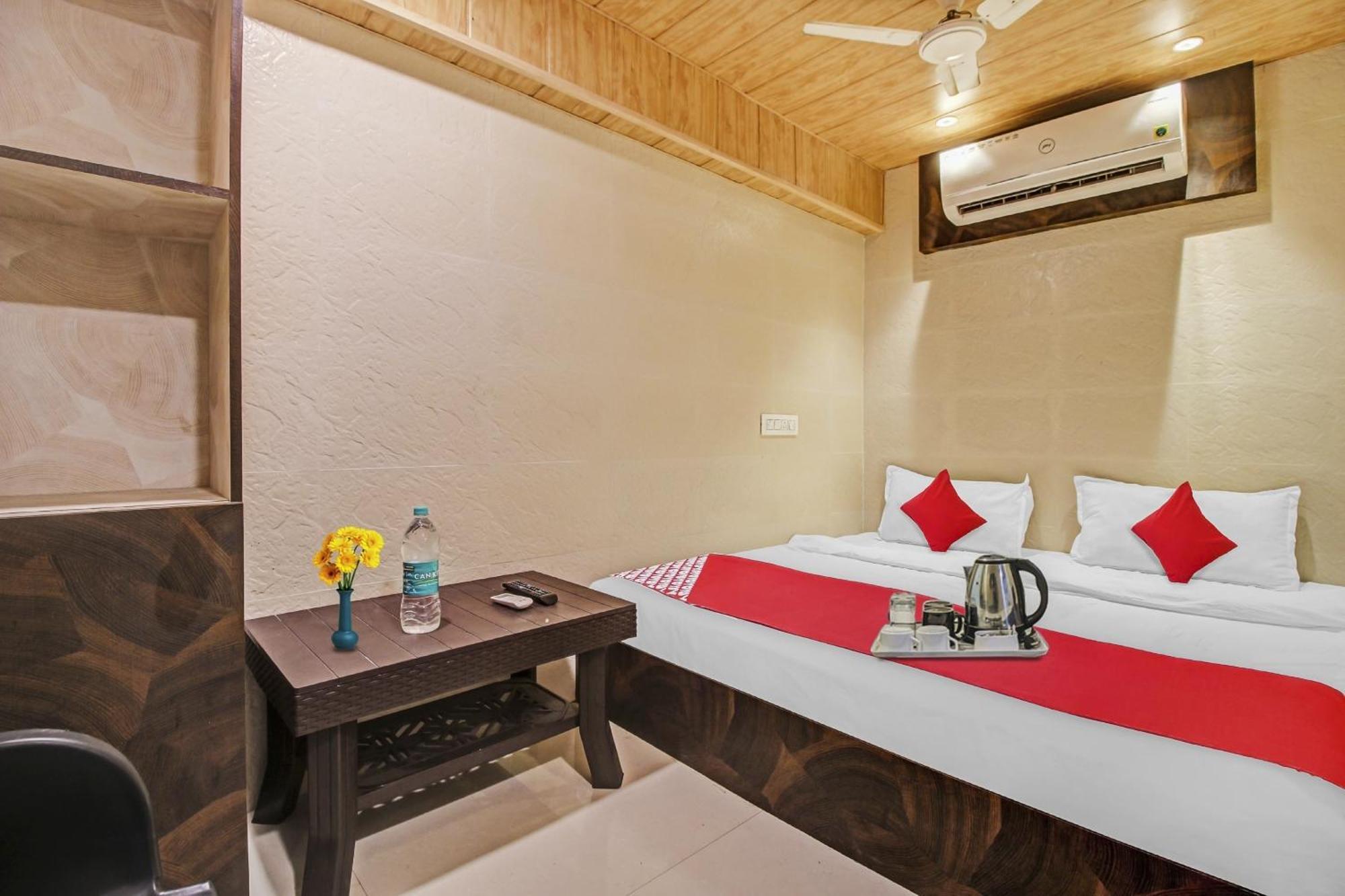 Hotel Ambedkar Kalyān المظهر الخارجي الصورة