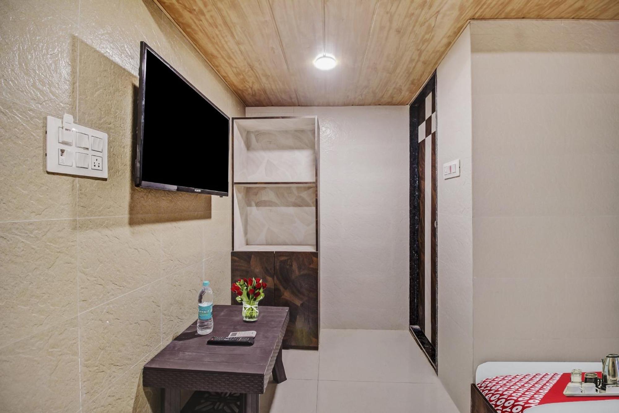 Hotel Ambedkar Kalyān المظهر الخارجي الصورة